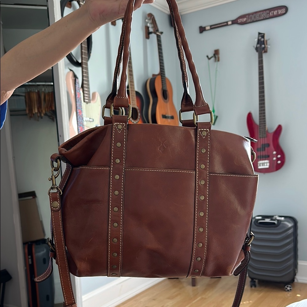 Patricia Nash Tan Leather Bag with Zipper